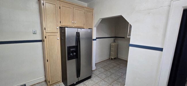 Building Photo - 3630 Roundhill Ave NW