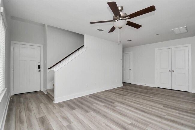 Building Photo - 20519 Prairie Cypress Dr