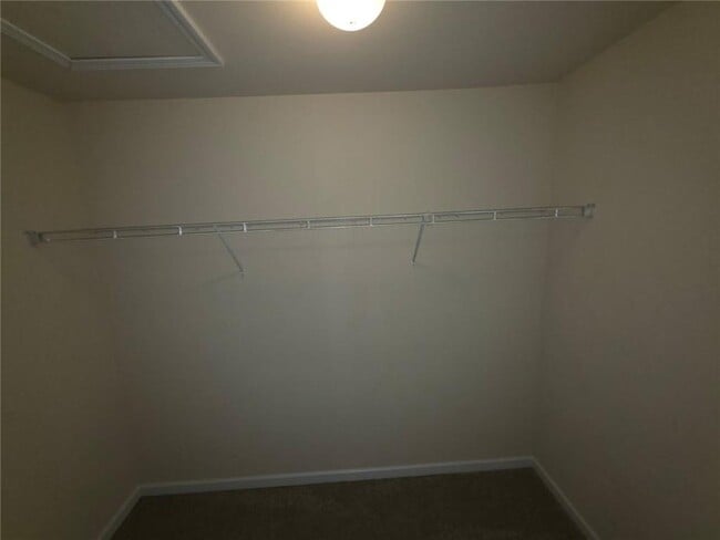 Building Photo - 326 Lauren Dr