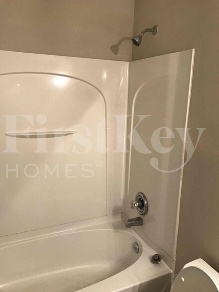 Building Photo - 114 Ellis Drive