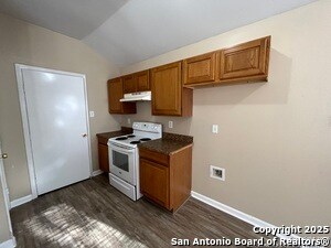 Building Photo - 8806 Slumber Ln