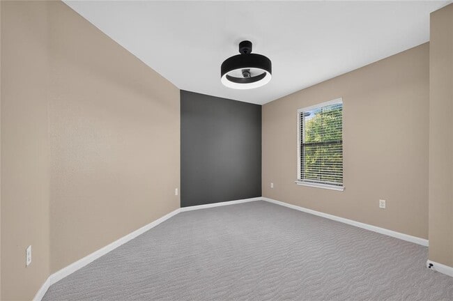 Building Photo - 15812 Pearson Brothers Dr