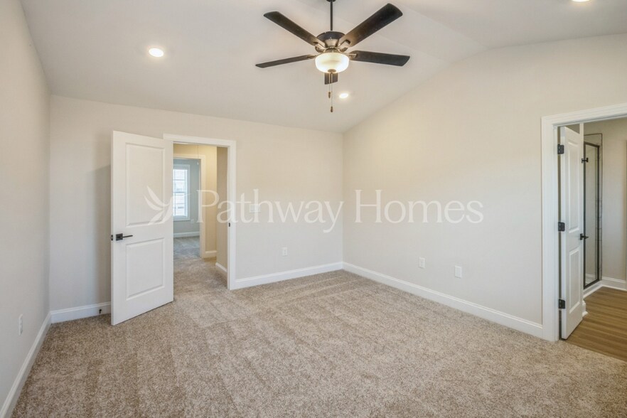 Building Photo - 138 Wembury Ln