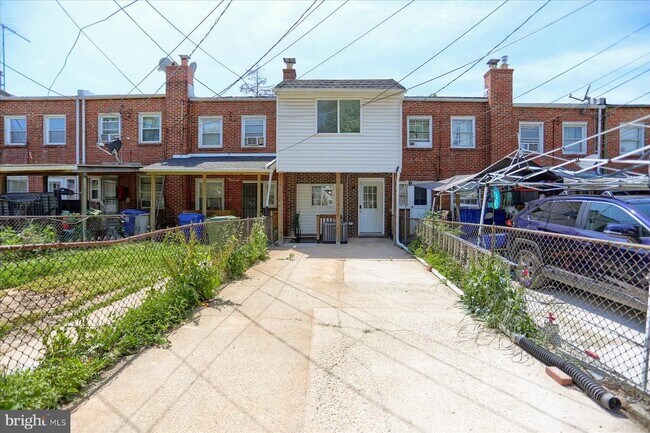 Building Photo - 1207 Anglesea St