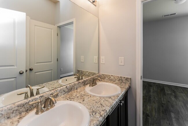 Building Photo - 26 Barnsley Village Dr