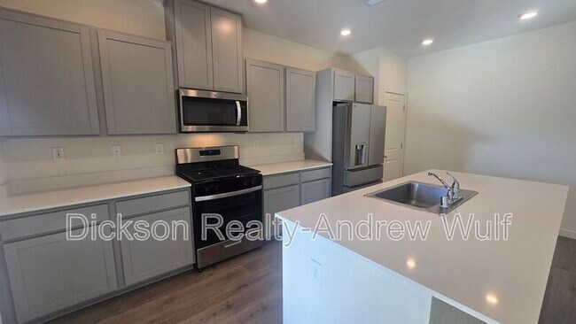 Building Photo - 7571 Grassy Plns Dr