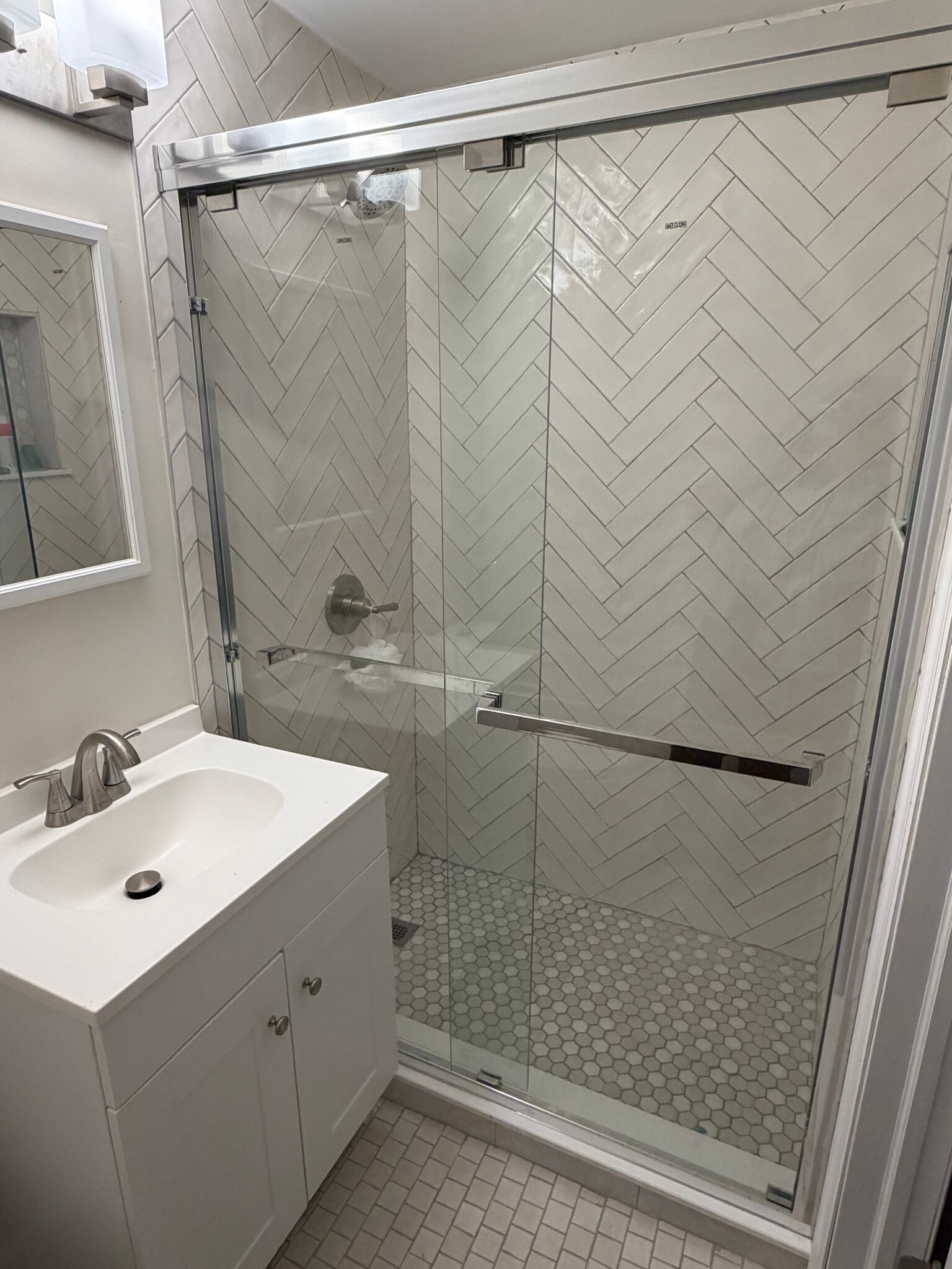 Building Photo - 2 Southview Ct