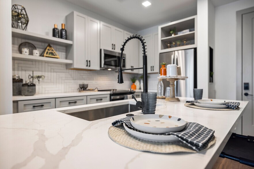 The Easley 994 W Second St WinstonSalem NC 27101 Apartment Finder