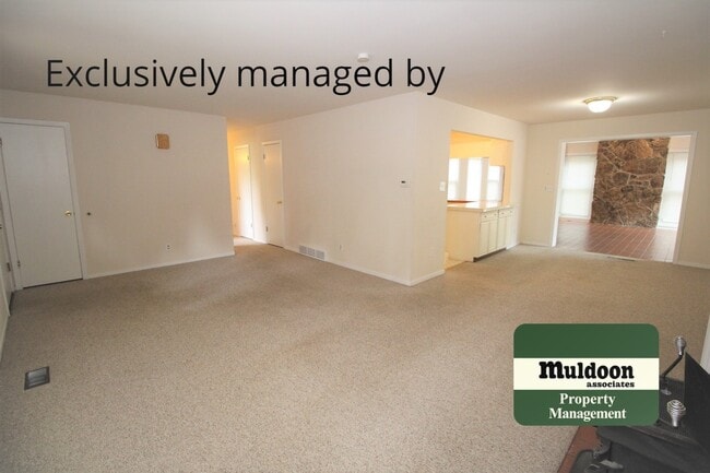 Building Photo - 3026 Drakestone Dr