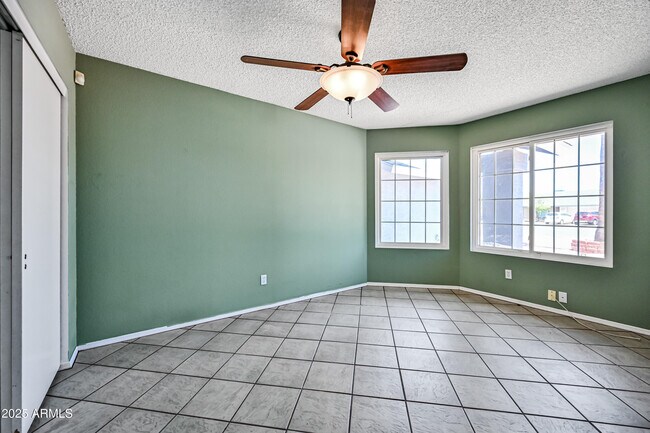 Building Photo - 324 S Rita Ln