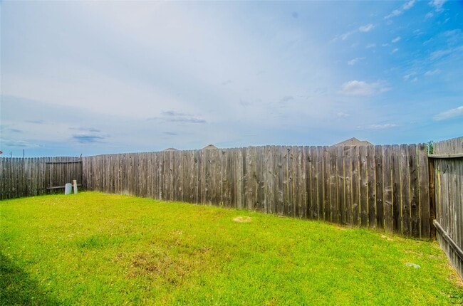 Building Photo - 20702 Rainmead Dr