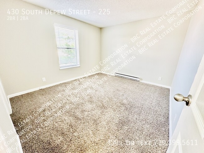 Building Photo - 430 S Depew St
