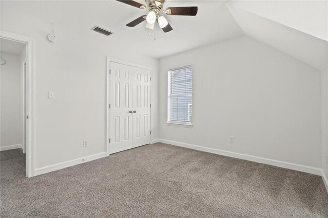 Building Photo - 1009 Pinemont Dr