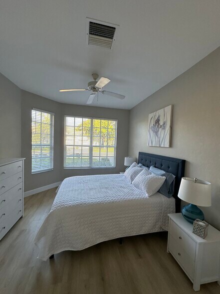 Building Photo - 8899 Bristol Bnd