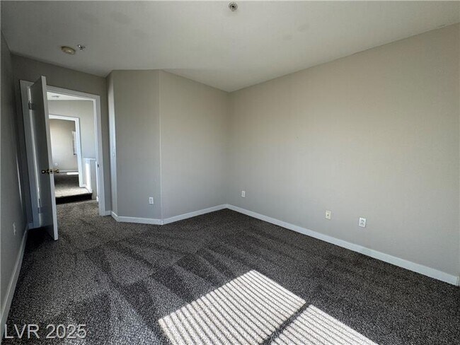 Building Photo - 3231 Ocean Spray Ct