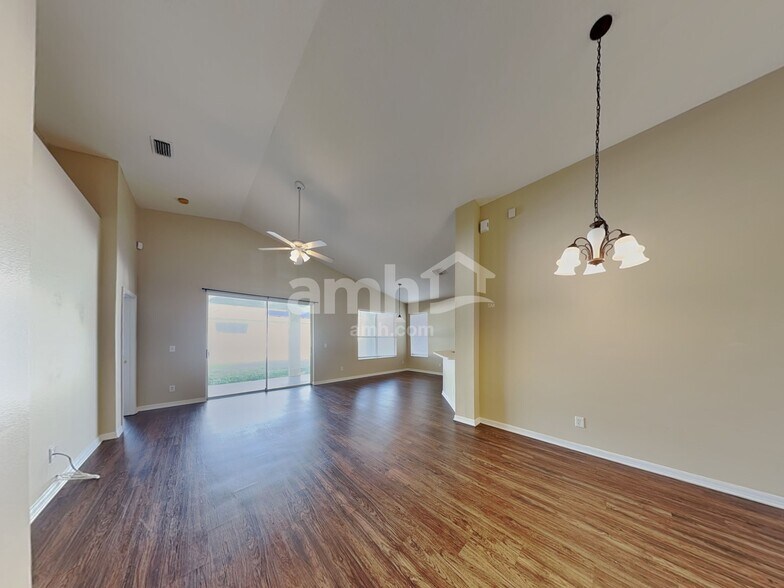 Building Photo - 8003 Moccasin Trail Dr