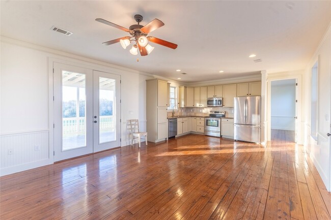 Building Photo - 3831 Meadow View Ln