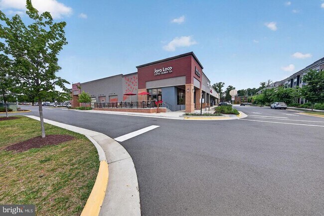 Building Photo - 7348 Blade Dr