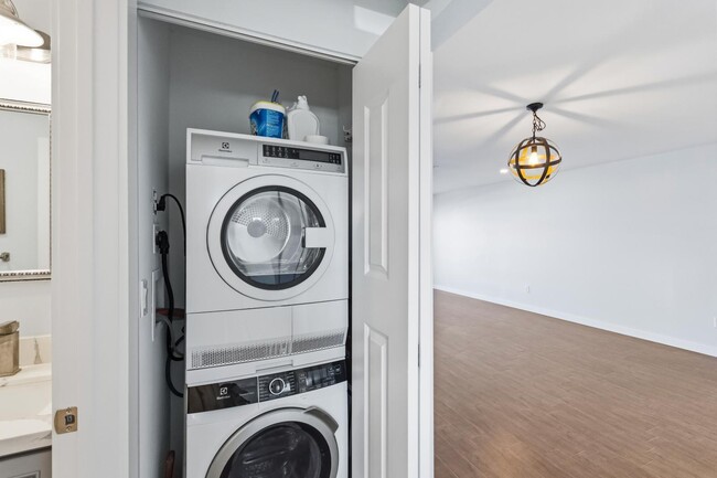 Building Photo - 109 Wettaw Ln