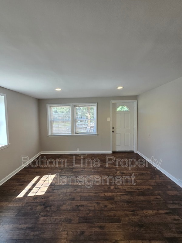 Building Photo - 1017 Rodey Ave