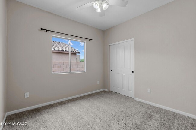 Building Photo - 12708 N Rodeo Land