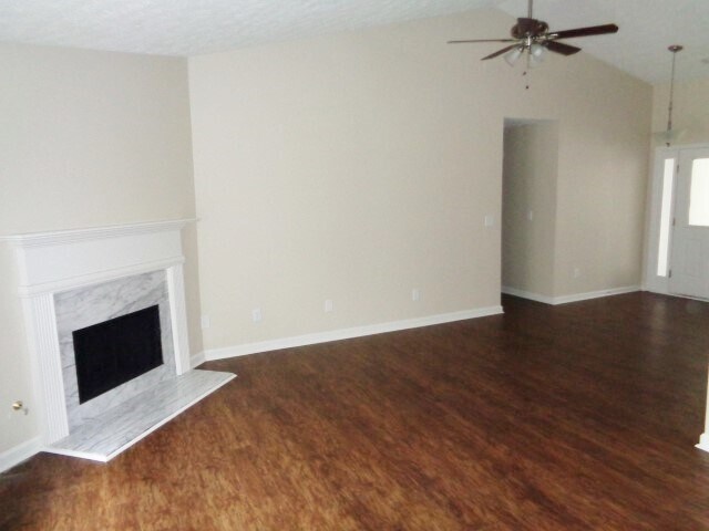 Building Photo - 3670 Sugarbrook Dr