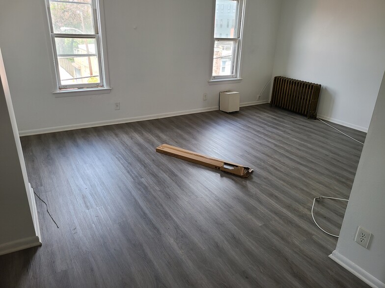 Building Photo - 2632 Poplar Street