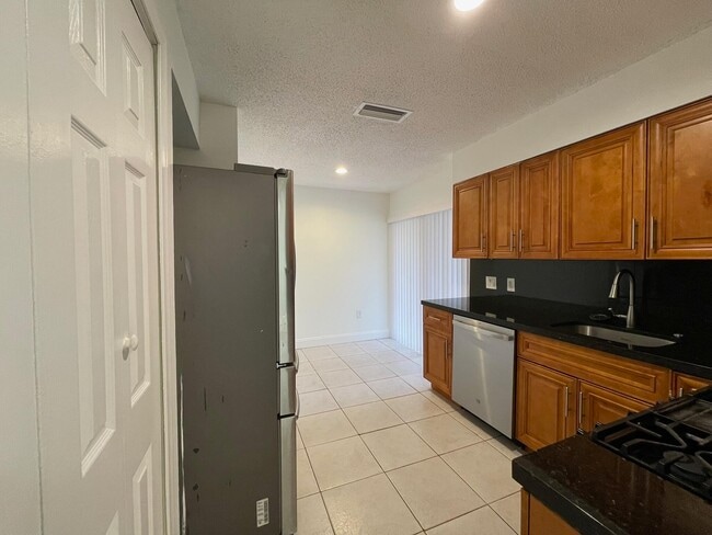 Building Photo - 11420 NW 35th St