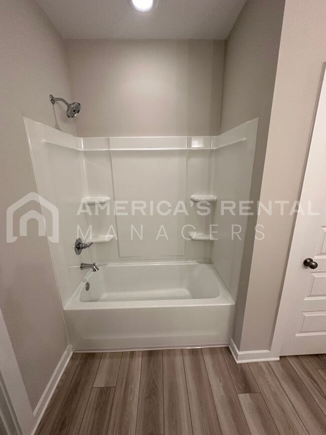 Building Photo - Home for Rent in Cullman, AL! Sign a 13 Month Lease by 5/15/26 to receive HALF-OFF ONE MONTH'S RE...