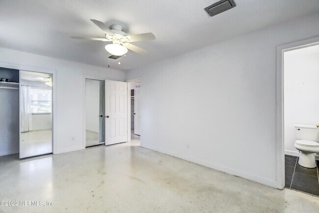 Building Photo - 4009 Bess Rd