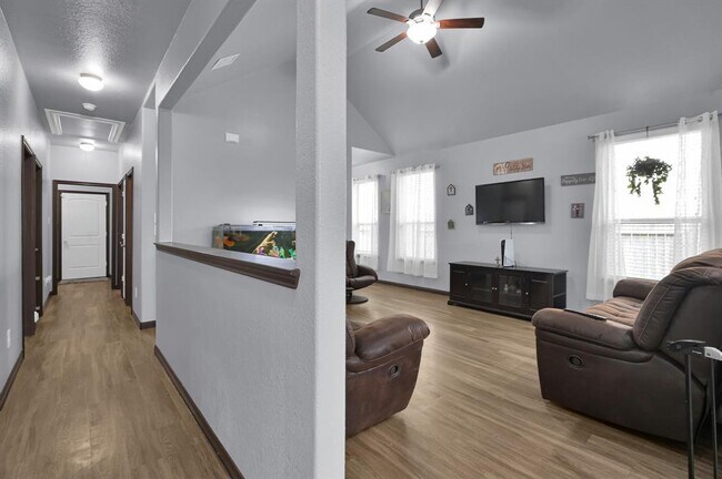 Building Photo - 3554 Paganini Pl
