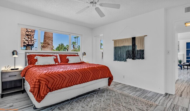 Building Photo - 14 Gary Cir