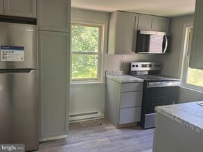 Building Photo - 3145 Zepp Rd
