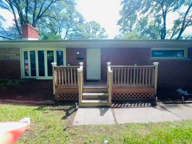 Building Photo - 33910 Playview Ct