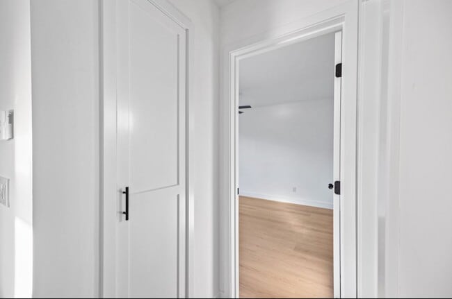 Building Photo - 1 Bedroom 1 bath Brand New Cottage $3,950 ...