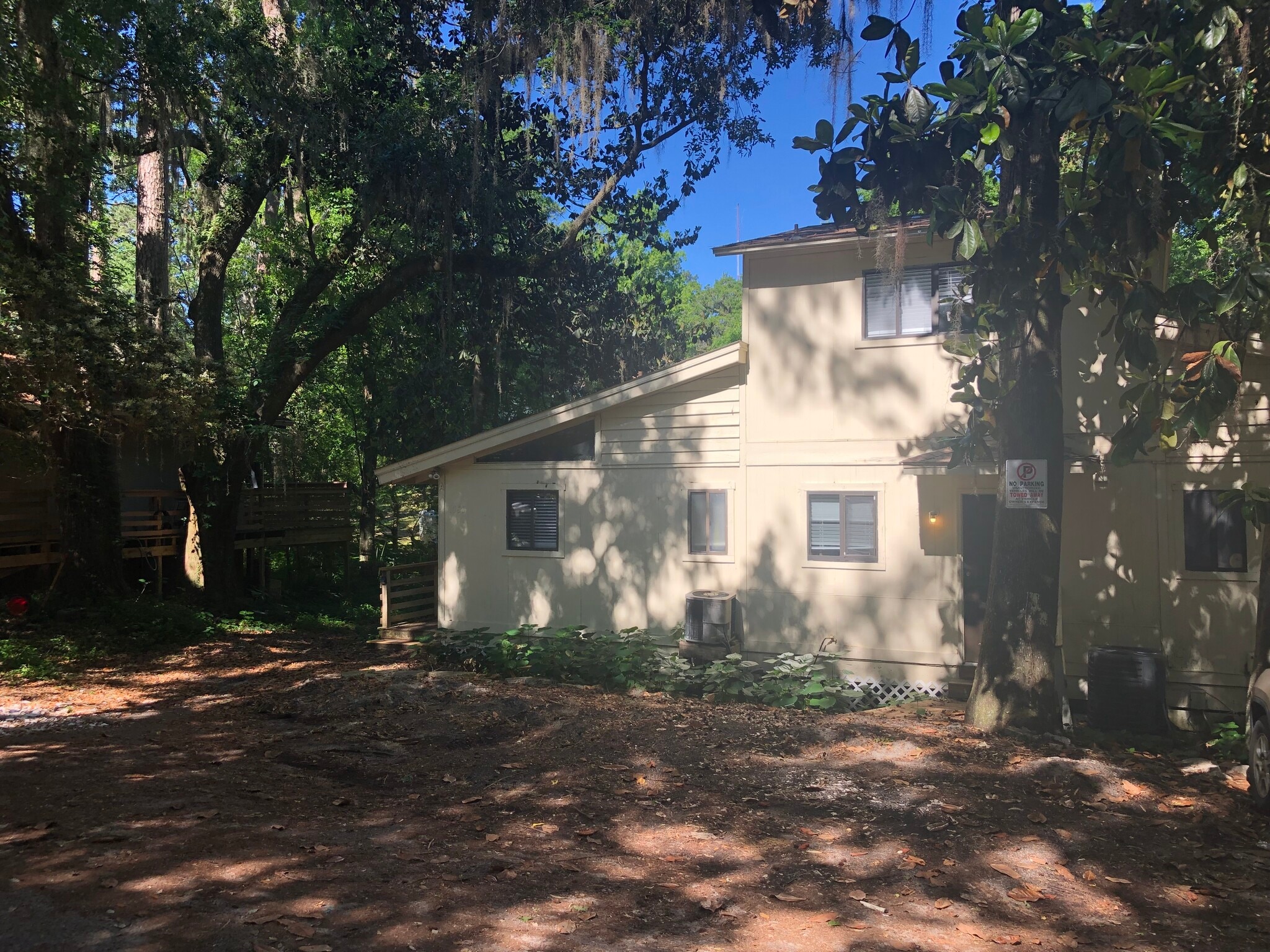 Unit A - 1356 Linda Ann Dr