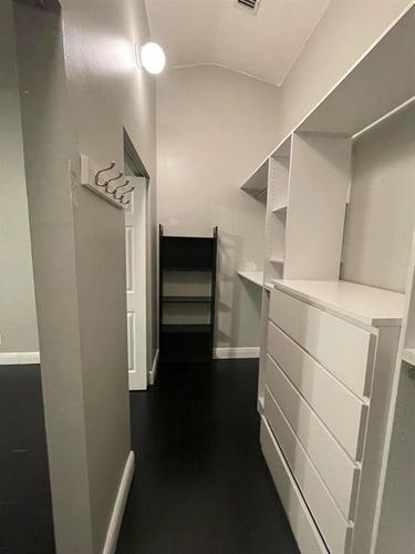 Building Photo - 6235 Vista Del Mar