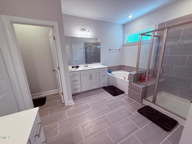 Building Photo - 4120 Snowy Range Cir