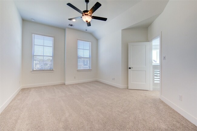 Building Photo - 1419 Shaded Rock Dr