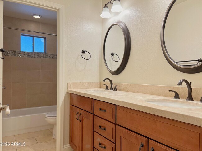 Building Photo - 7317 E Gallego Ln