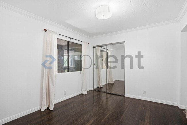 Building Photo - 743 Euclid Ave