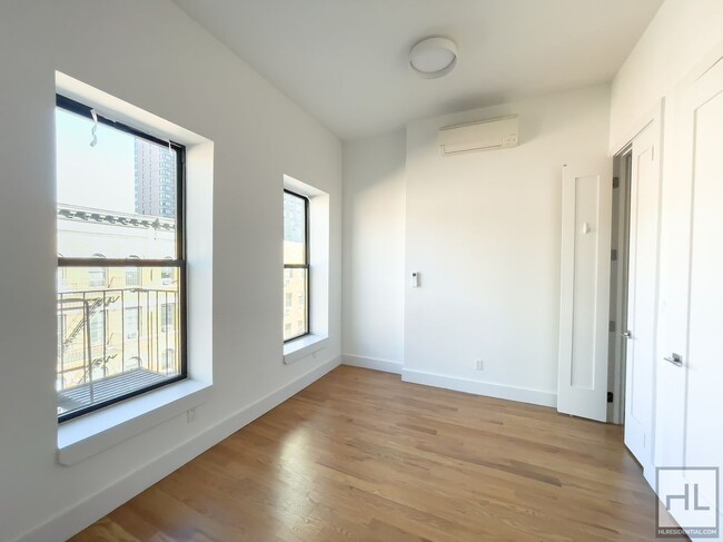 Primary Photo - Upper East Side / Spacious 1-Bedroom 1-Bat...