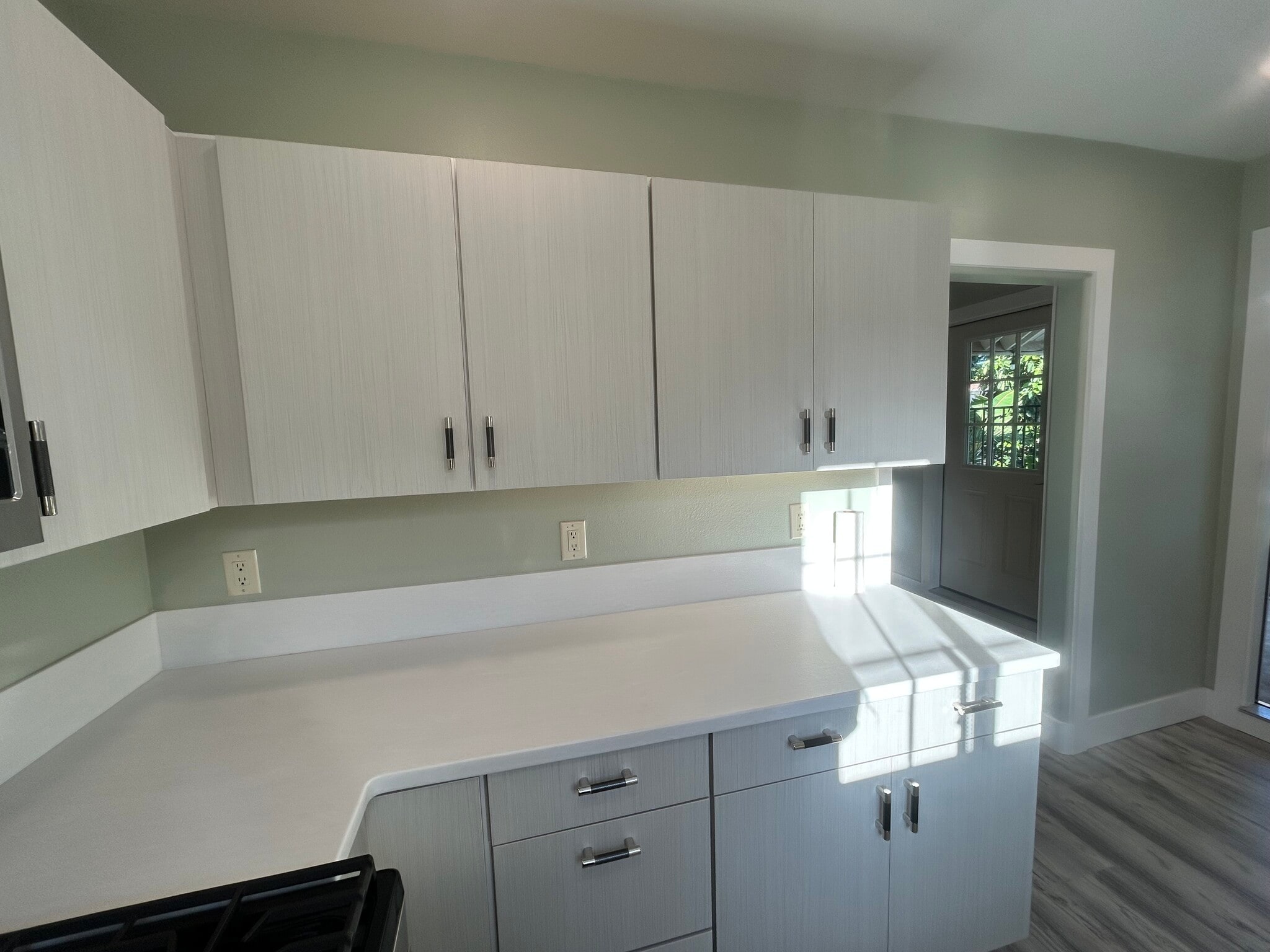 brand new kitchen cabinets - 408 W 2nd St