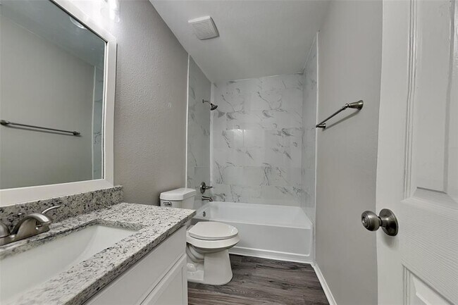 Building Photo - 3207 Trail Hollow Dr
