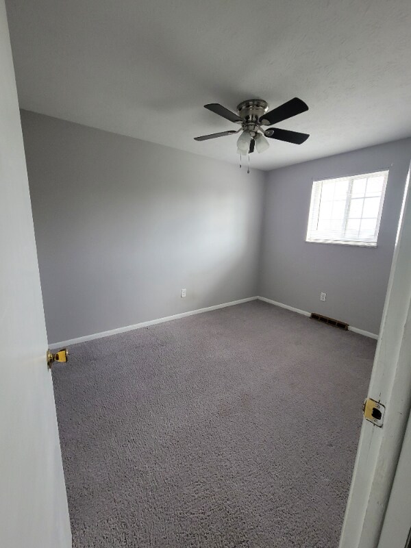 Building Photo - 4624 Applegrove St NW