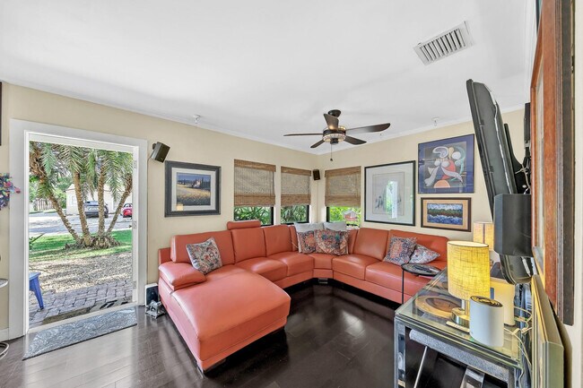 Building Photo - 1509 NW 4th Ave