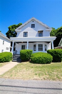 Building Photo - 302 Hasbrouck Ave