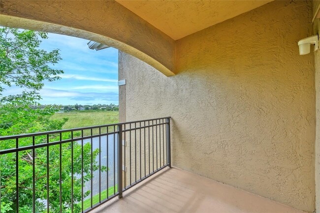 Building Photo - 11700 SW 2nd St