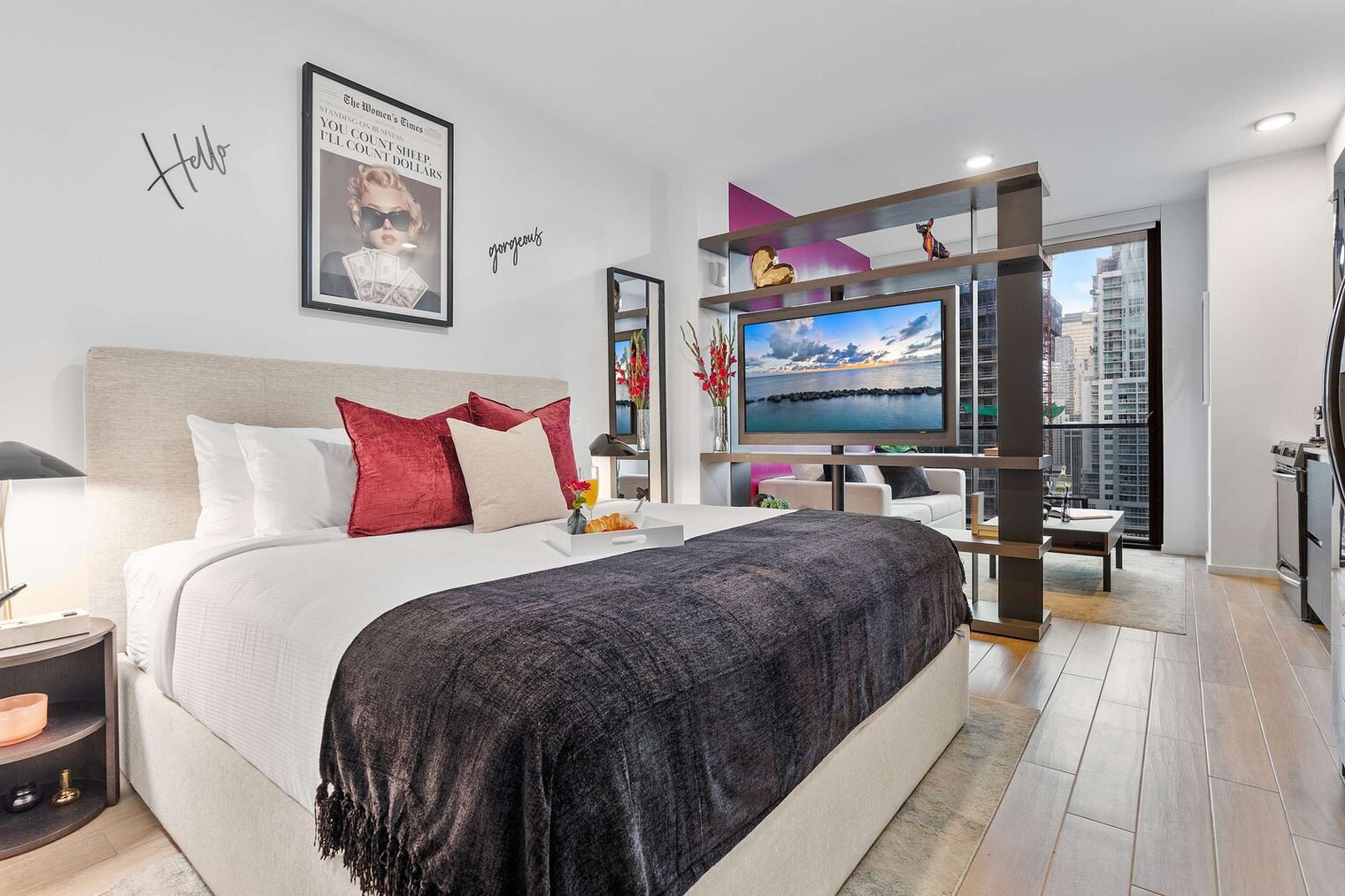 Building Photo - 398 NE 5th St