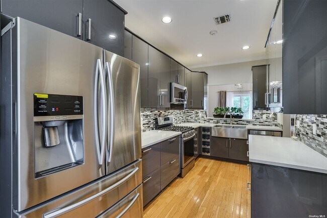 Building Photo - 36 Snowdance Ln